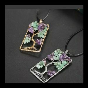 🌸 Rectangle tree of life necklace